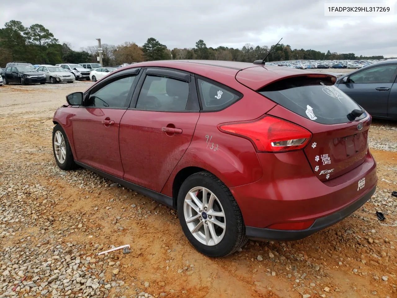 2017 Ford Focus Se VIN: 1FADP3K29HL317269 Lot: 42575335