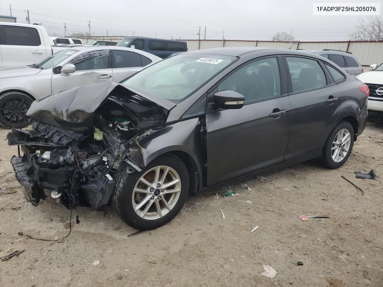 2017 Ford Focus Se VIN: 1FADP3F25HL205076 Lot: 43329075