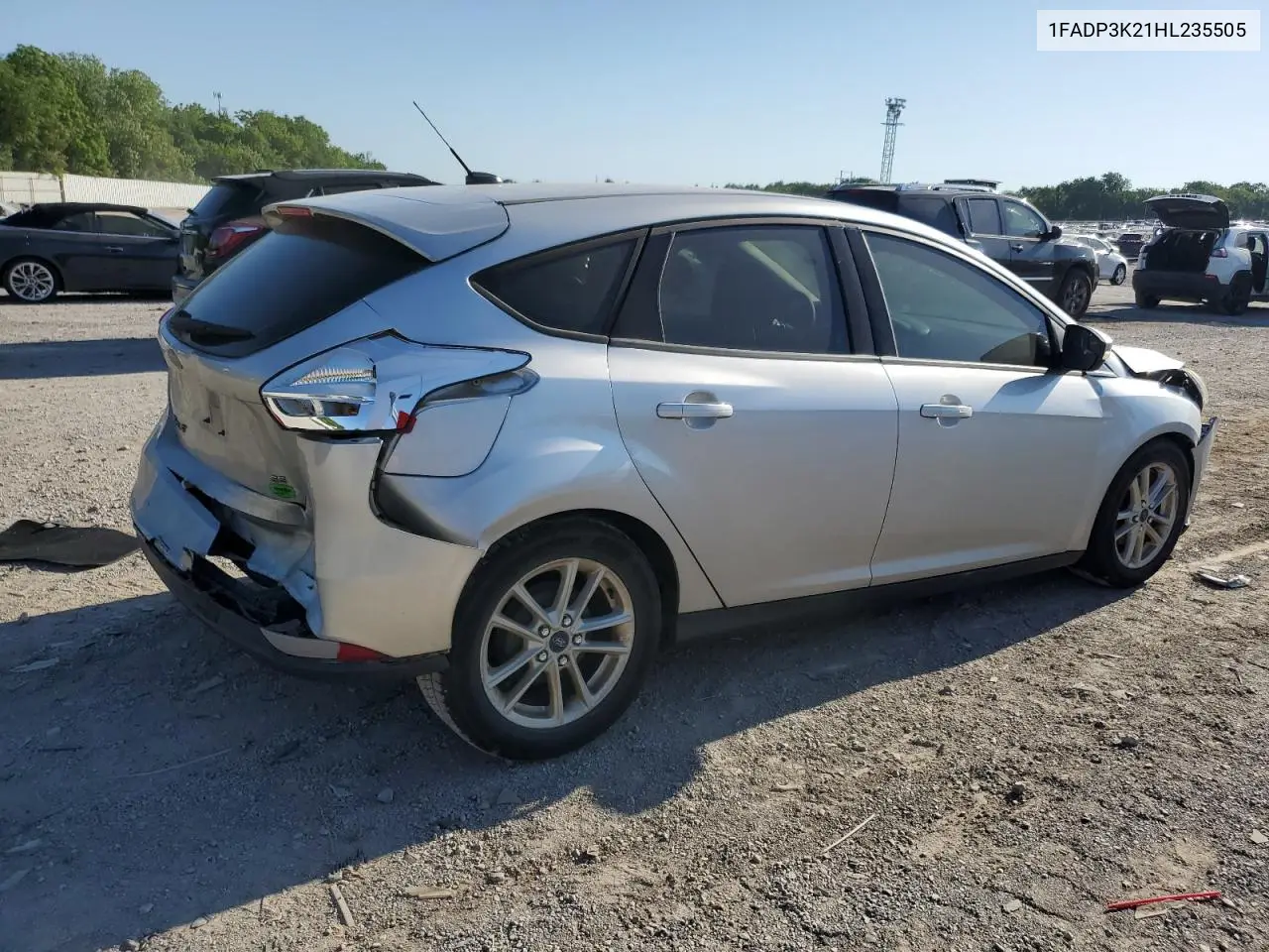2017 Ford Focus Se VIN: 1FADP3K21HL235505 Lot: 56586275