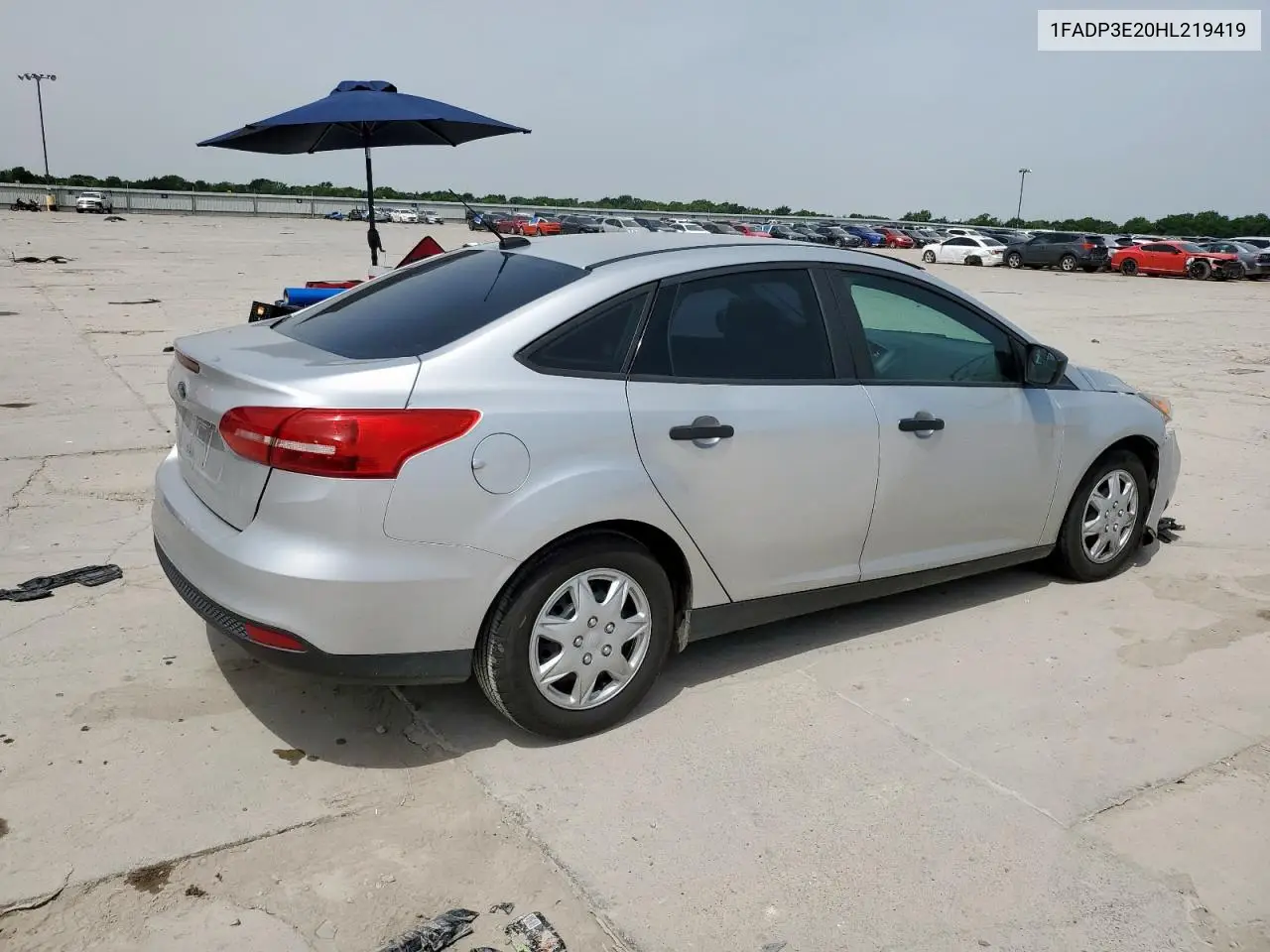2017 Ford Focus S VIN: 1FADP3E20HL219419 Lot: 56737335