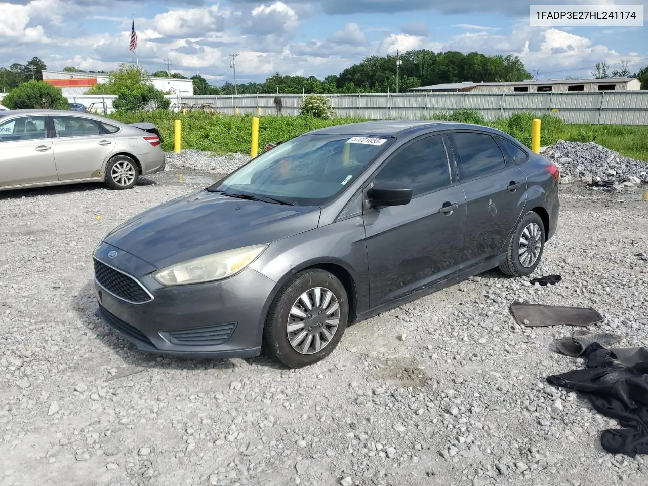 2017 Ford Focus S VIN: 1FADP3E27HL241174 Lot: 57091055