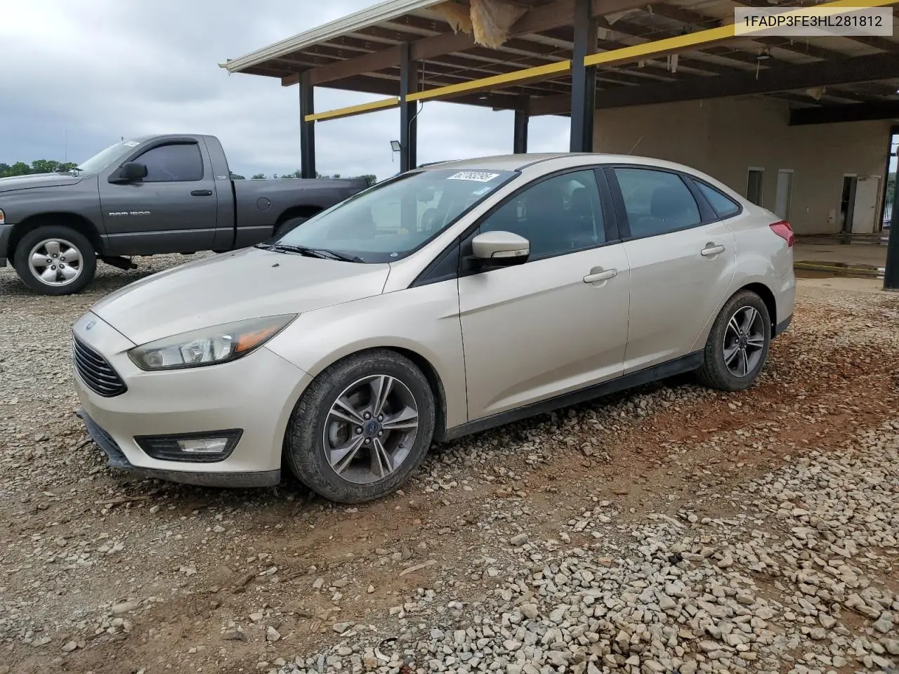 2017 Ford Focus Se VIN: 1FADP3FE3HL281812 Lot: 62783295