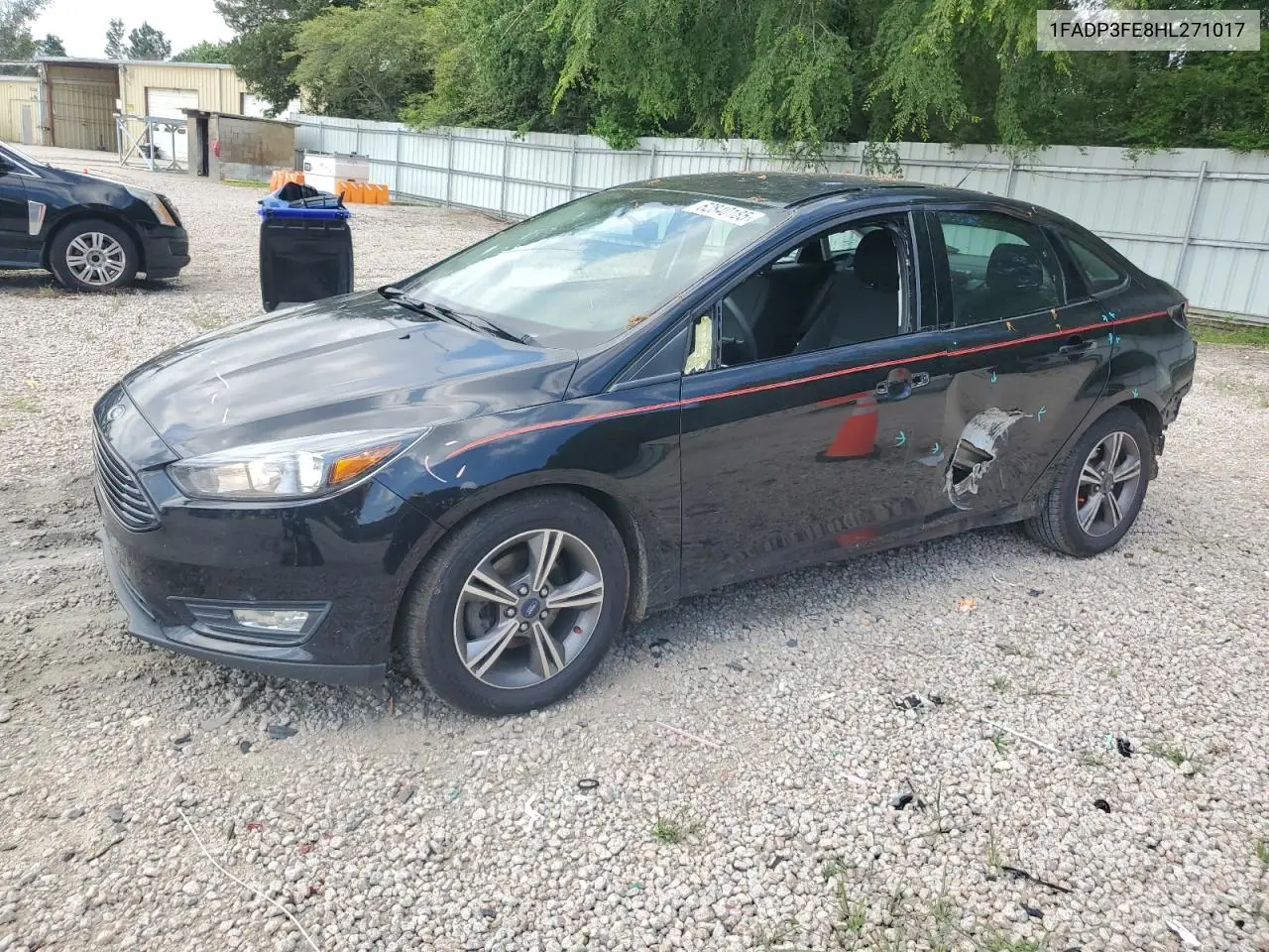 2017 Ford Focus Se VIN: 1FADP3FE8HL271017 Lot: 62840185