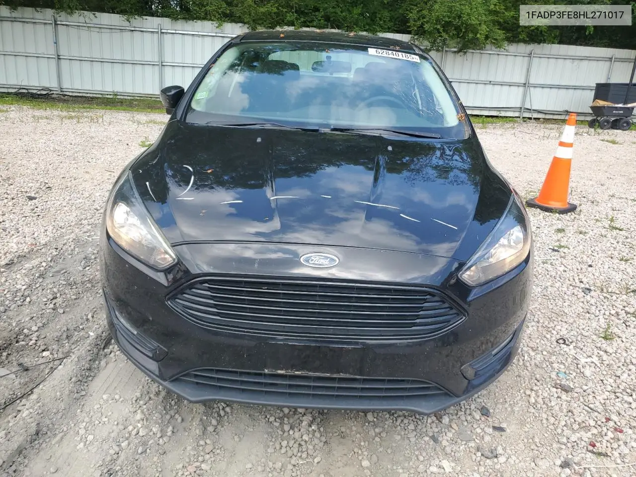 2017 Ford Focus Se VIN: 1FADP3FE8HL271017 Lot: 62840185