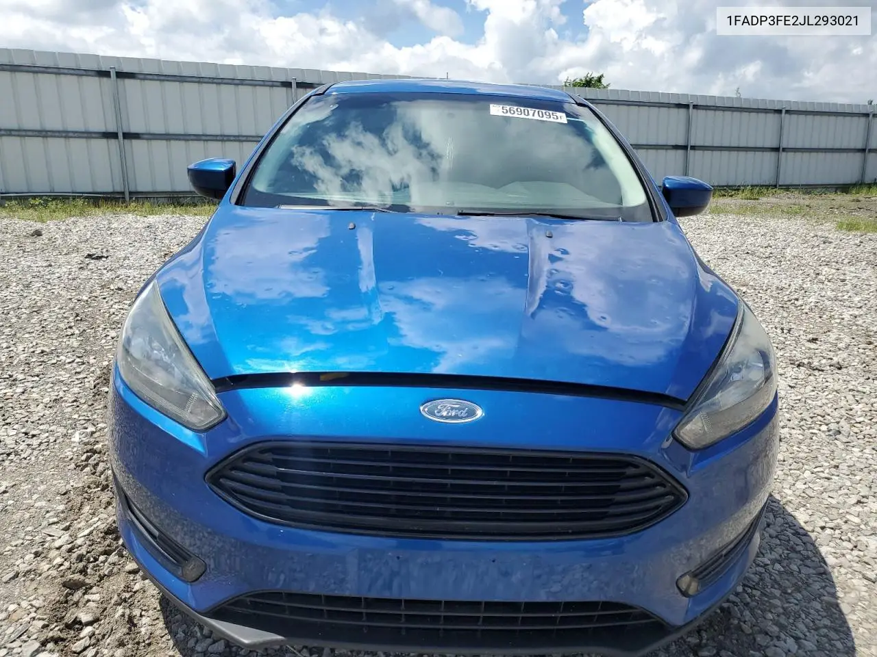 2018 Ford Focus Se VIN: 1FADP3FE2JL293021 Lot: 56907095