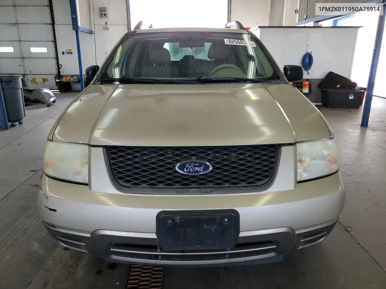 2005 Ford Freestyle Se VIN: 1FMZK01195GA75914 Lot: 62560335