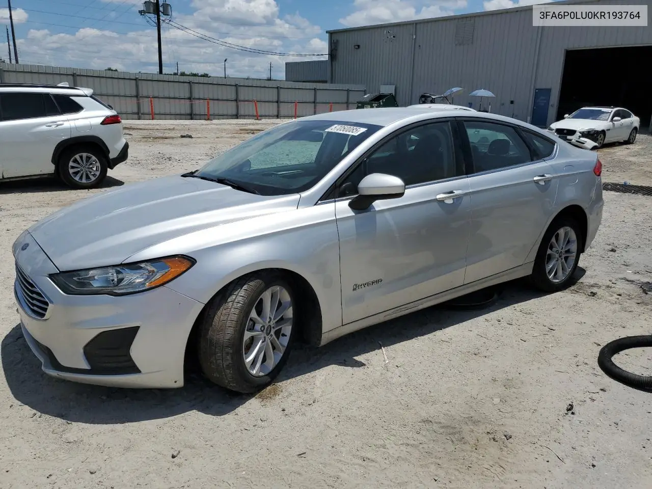 2019 Ford Fusion Se VIN: 3FA6P0LU0KR193764 Lot: 57050085