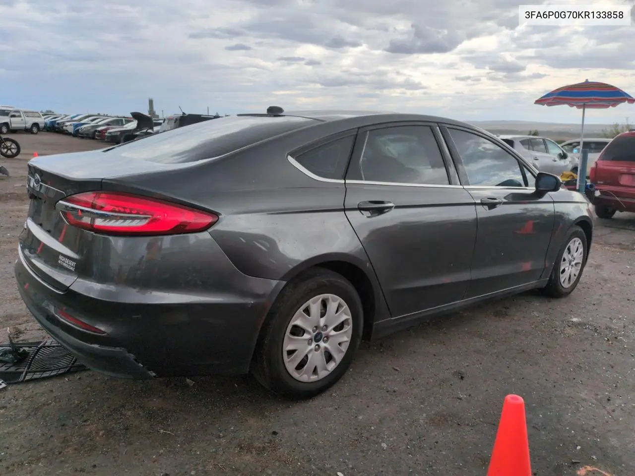 2019 Ford Fusion S VIN: 3FA6P0G70KR133858 Lot: 65974765