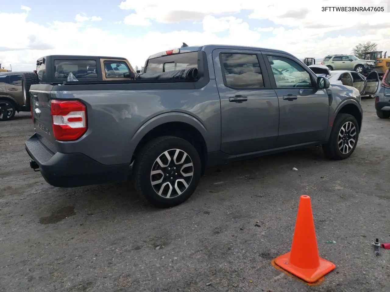 2022 Ford Maverick Xl VIN: 3FTTW8E38NRA47605 Lot: 63052655