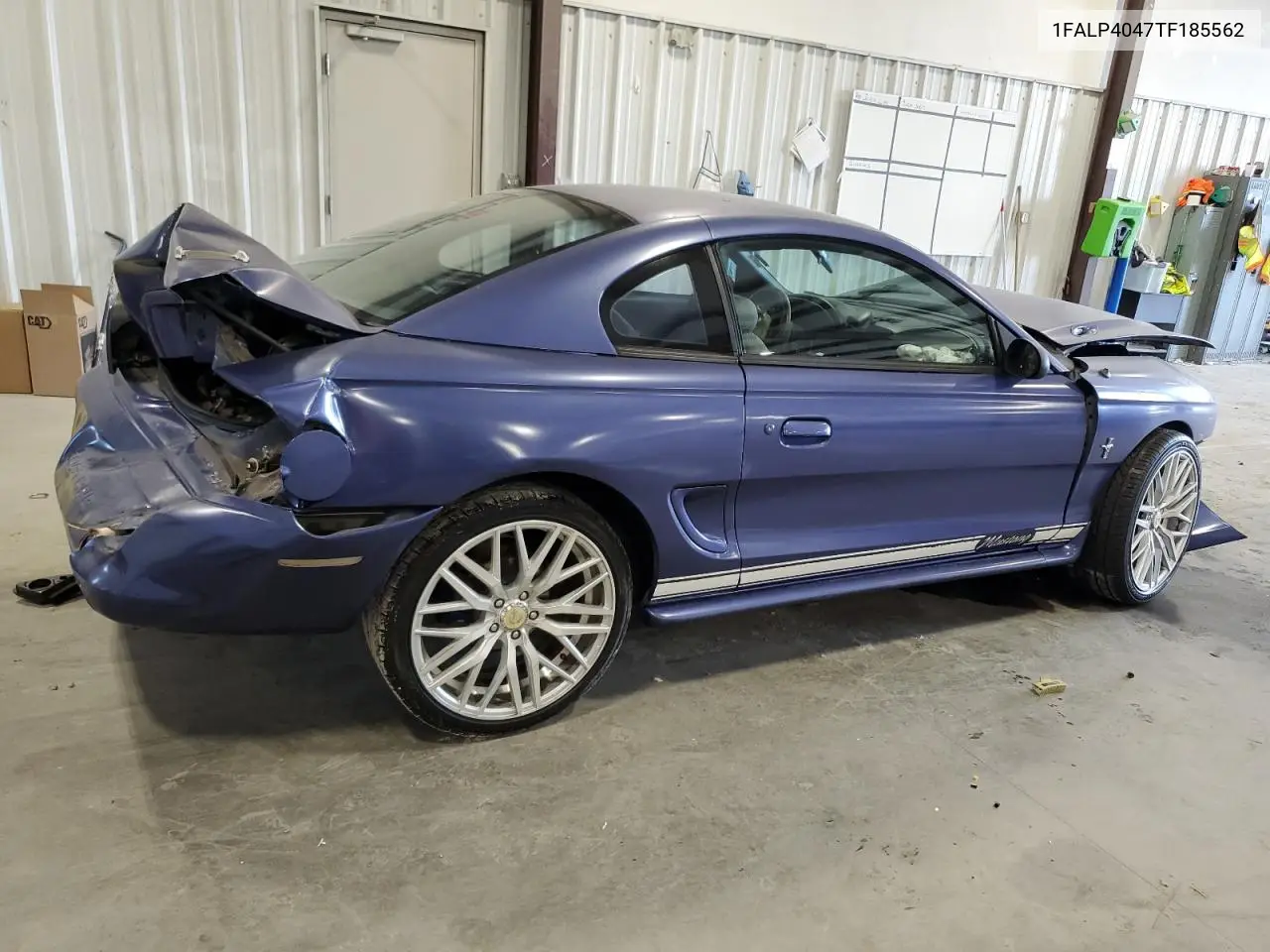 1996 Ford Mustang VIN: 1FALP4047TF185562 Lot: 55995745