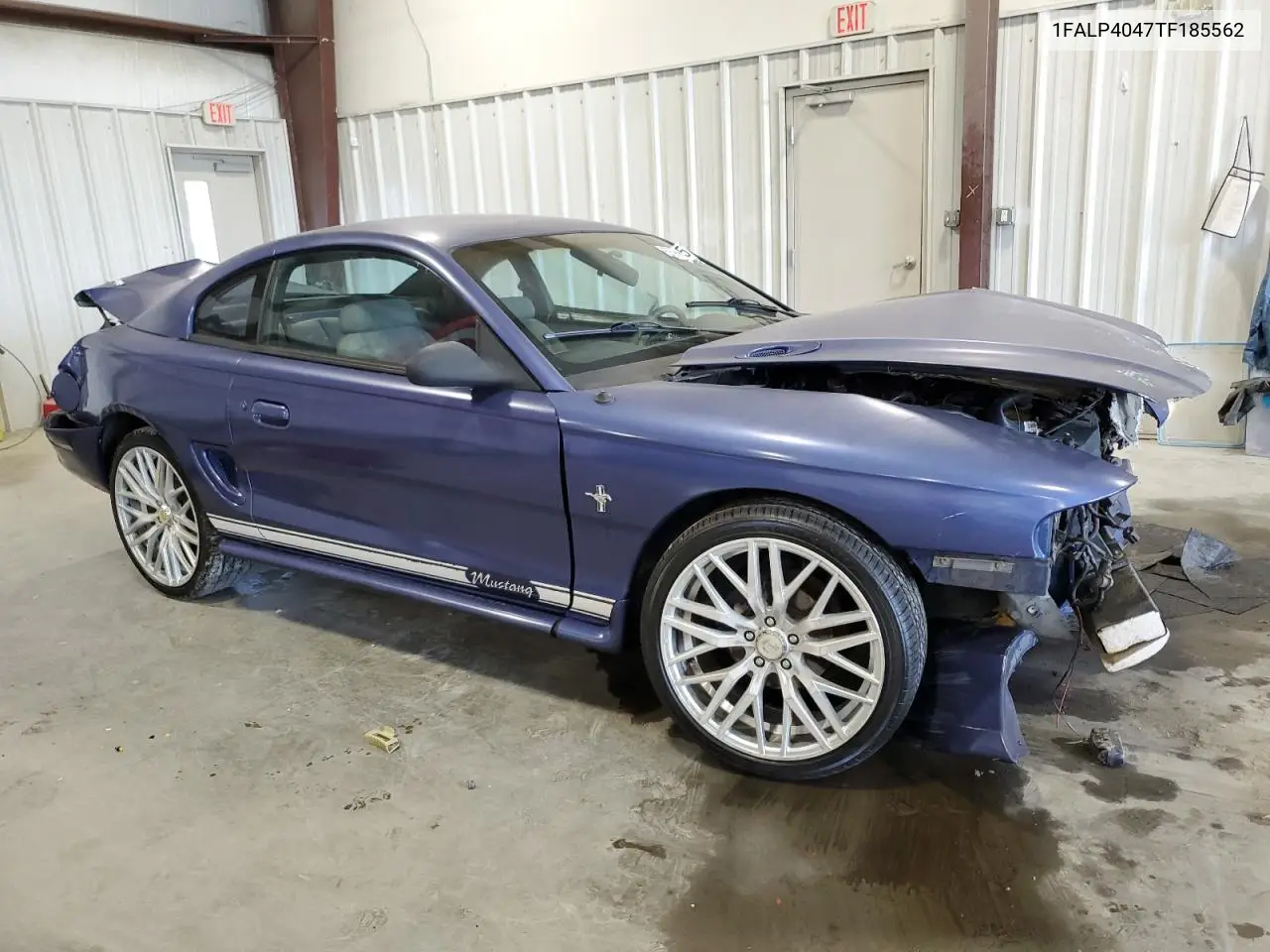 1996 Ford Mustang VIN: 1FALP4047TF185562 Lot: 55995745