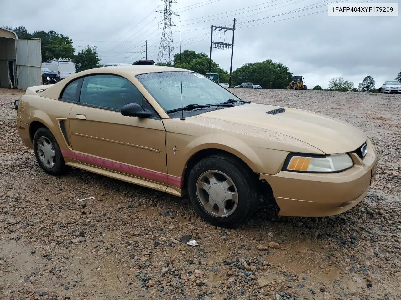 2000 Ford Mustang VIN: 1FAFP404XYF179209 Lot: 56727285