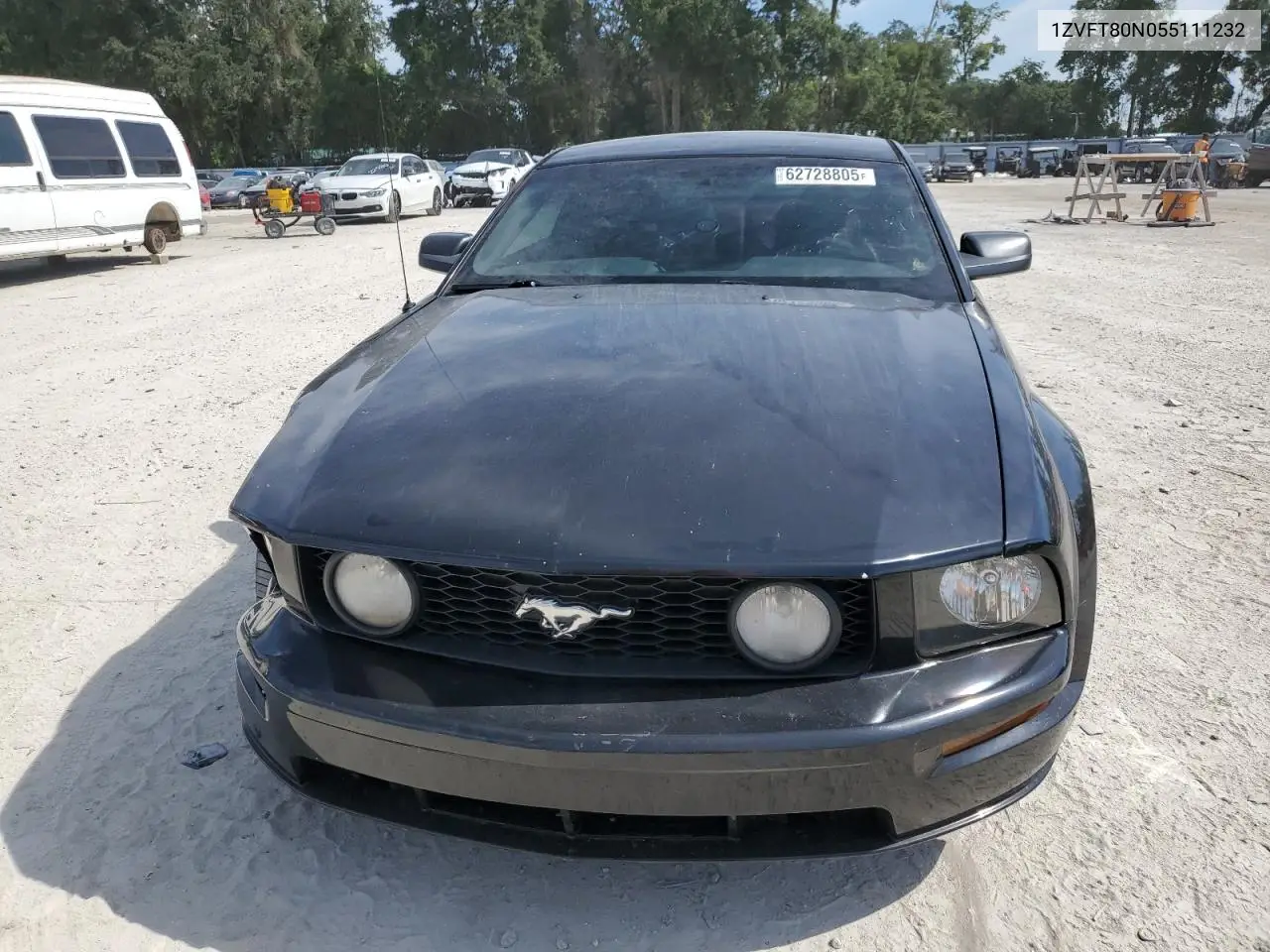 2005 Ford Mustang VIN: 1ZVFT80N055111232 Lot: 62728805