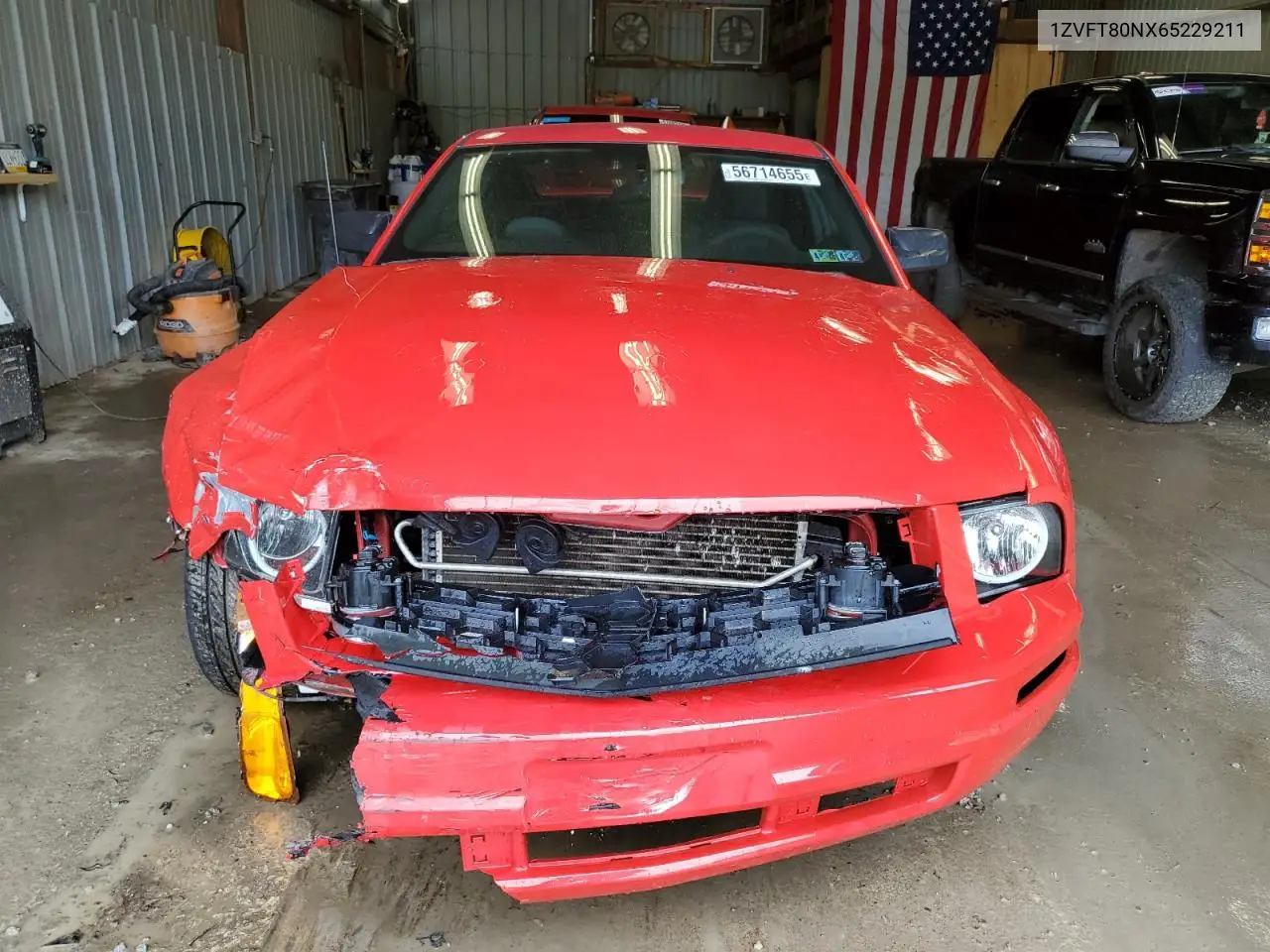 2006 Ford Mustang VIN: 1ZVFT80NX65229211 Lot: 56714655