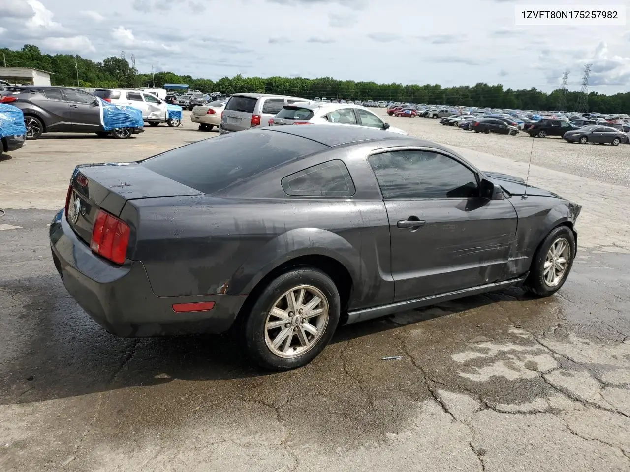 2007 Ford Mustang VIN: 1ZVFT80N175257982 Lot: 58766255