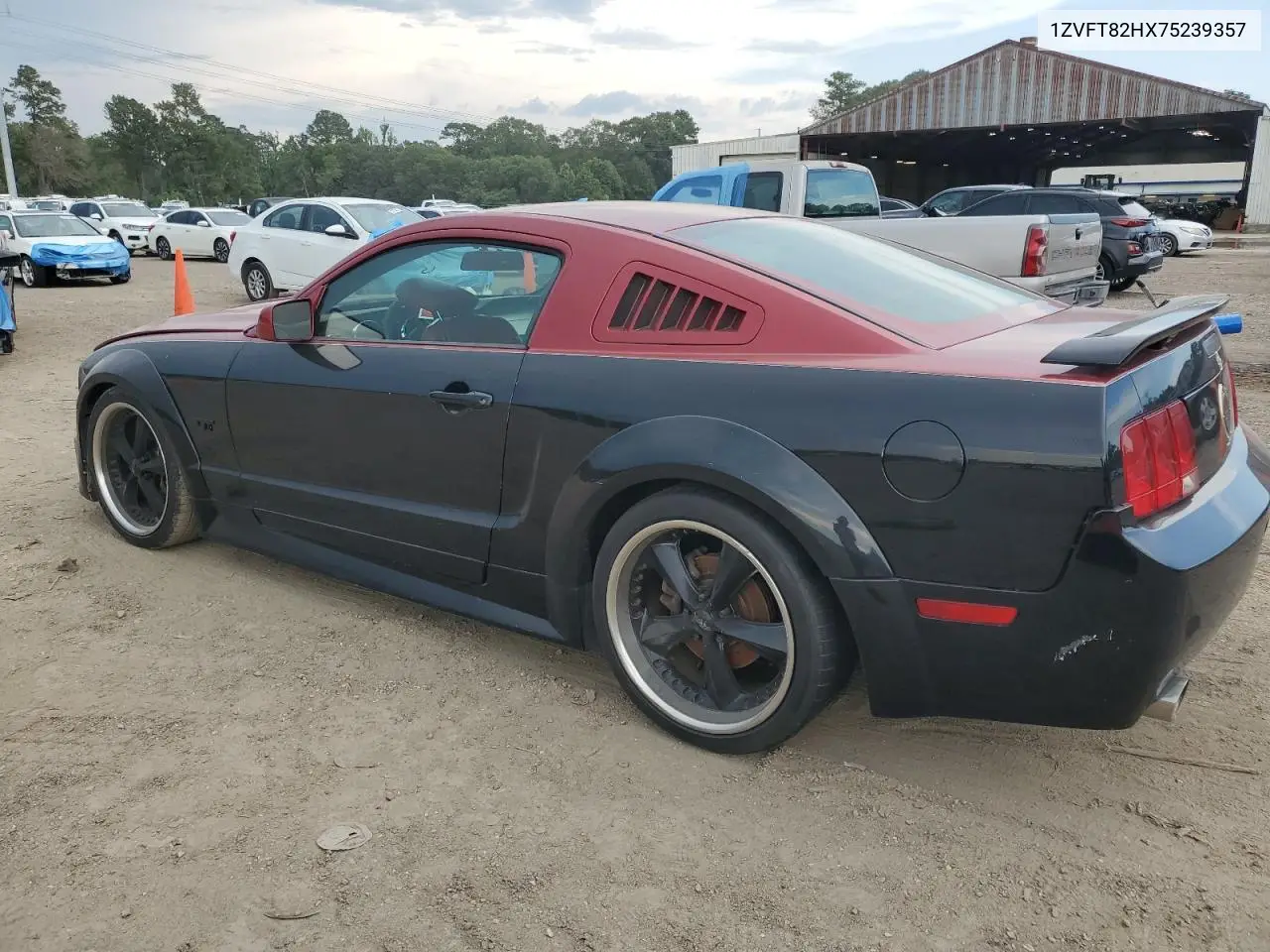 2007 Ford Mustang Gt VIN: 1ZVFT82HX75239357 Lot: 63055565