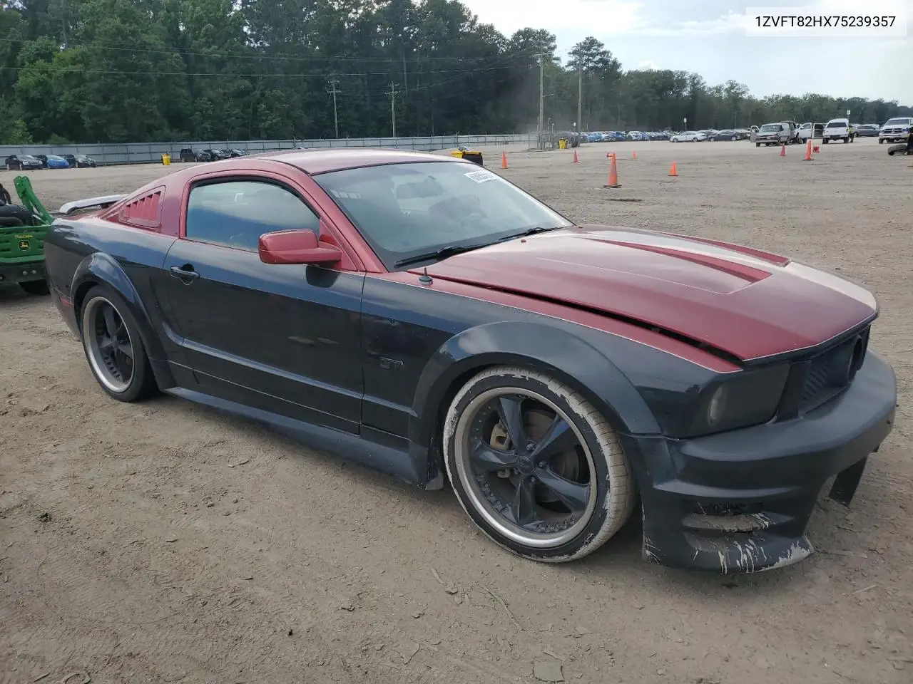 2007 Ford Mustang Gt VIN: 1ZVFT82HX75239357 Lot: 63055565