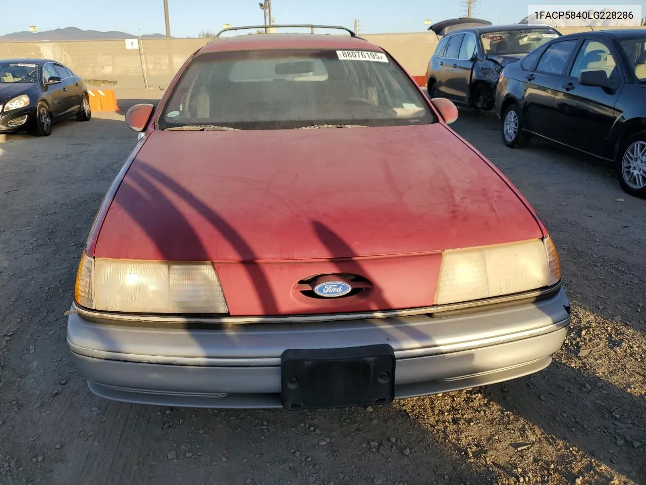 1990 Ford Taurus Lx VIN: 1FACP5840LG228286 Lot: 88076195