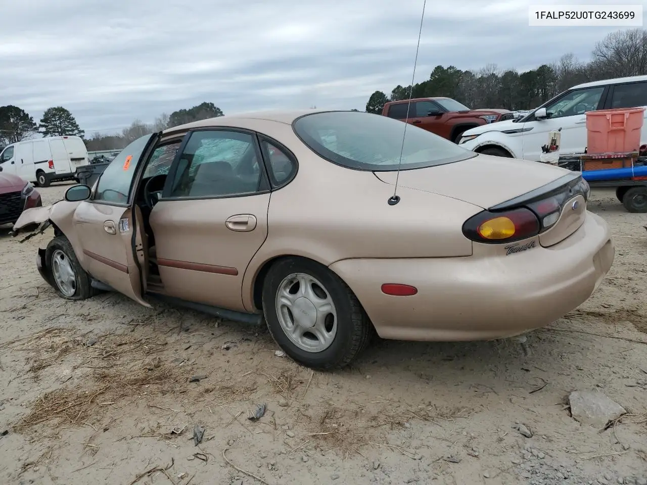 1996 Ford Taurus Gl VIN: 1FALP52U0TG243699 Lot: 47110465