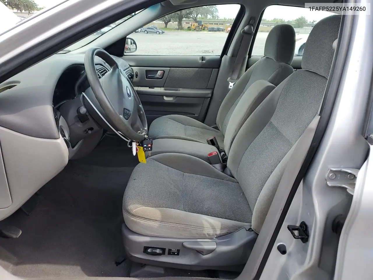 2000 Ford Taurus Lx VIN: 1FAFP5225YA149260 Lot: 62939945