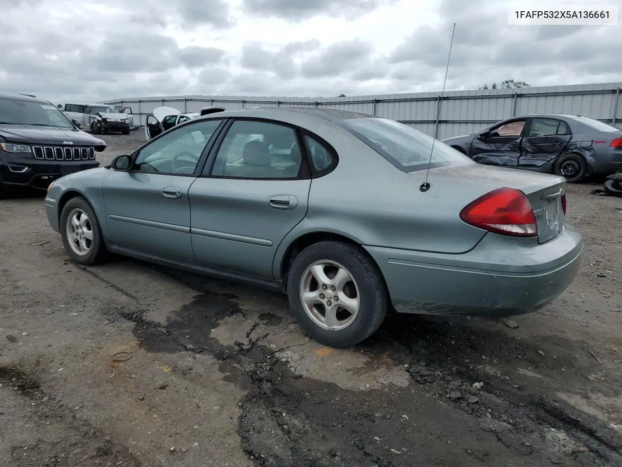 2005 Ford Taurus Se VIN: 1FAFP532X5A136661 Lot: 56472285