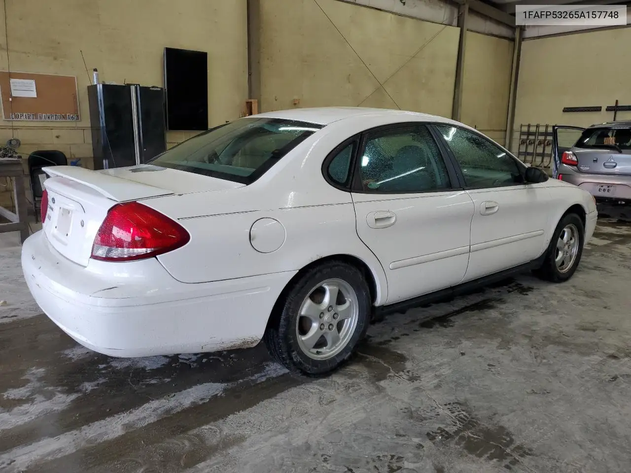 2005 Ford Taurus Se VIN: 1FAFP53265A157748 Lot: 56579625