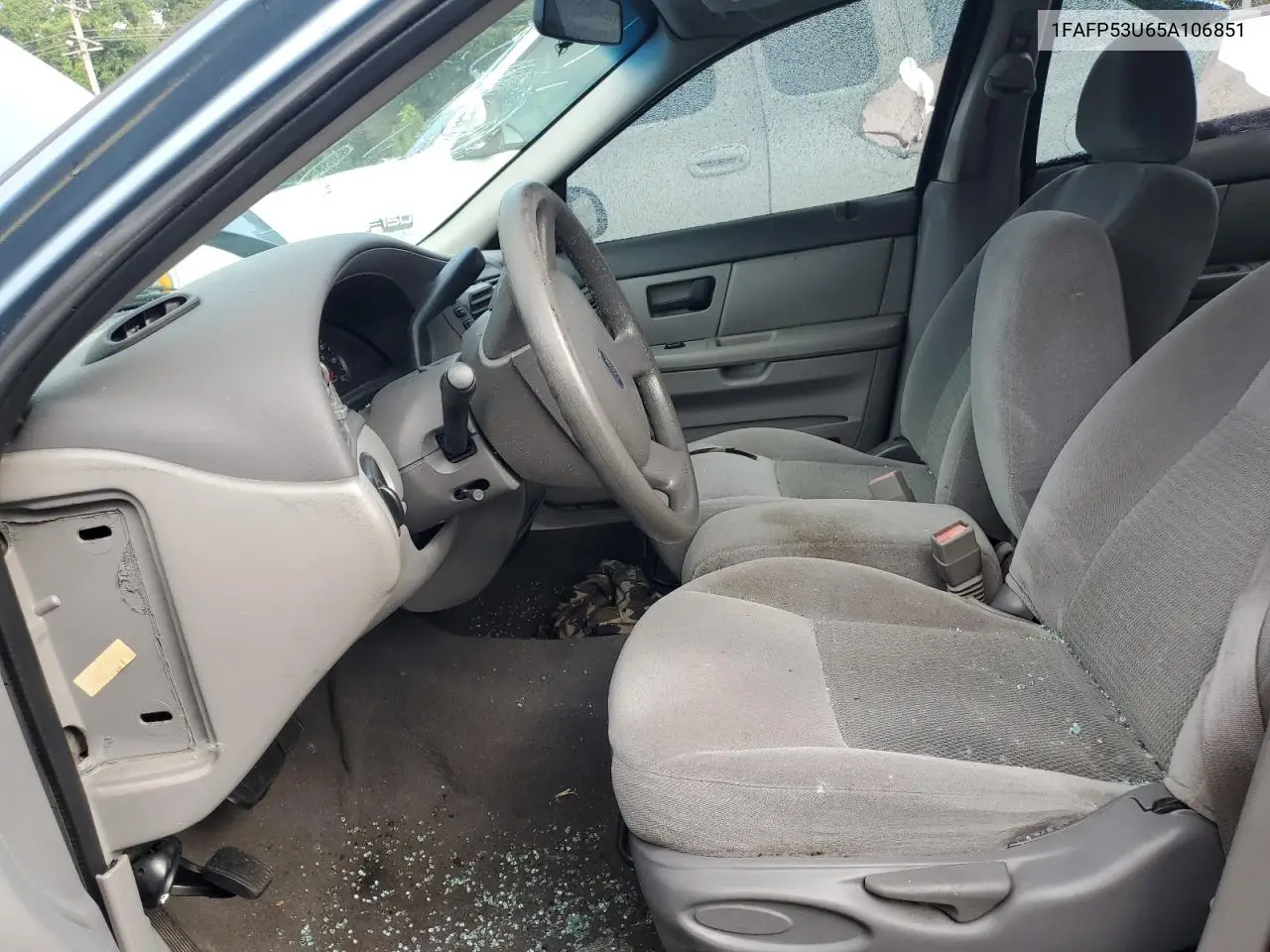 2005 Ford Taurus Se VIN: 1FAFP53U65A106851 Lot: 64367405