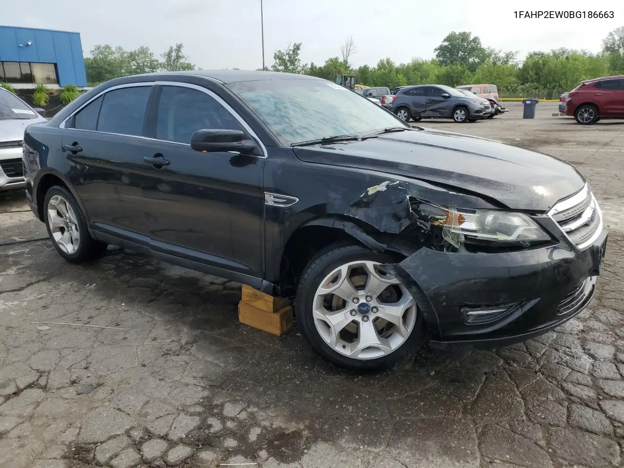 2011 Ford Taurus Sel VIN: 1FAHP2EW0BG186663 Lot: 60902315