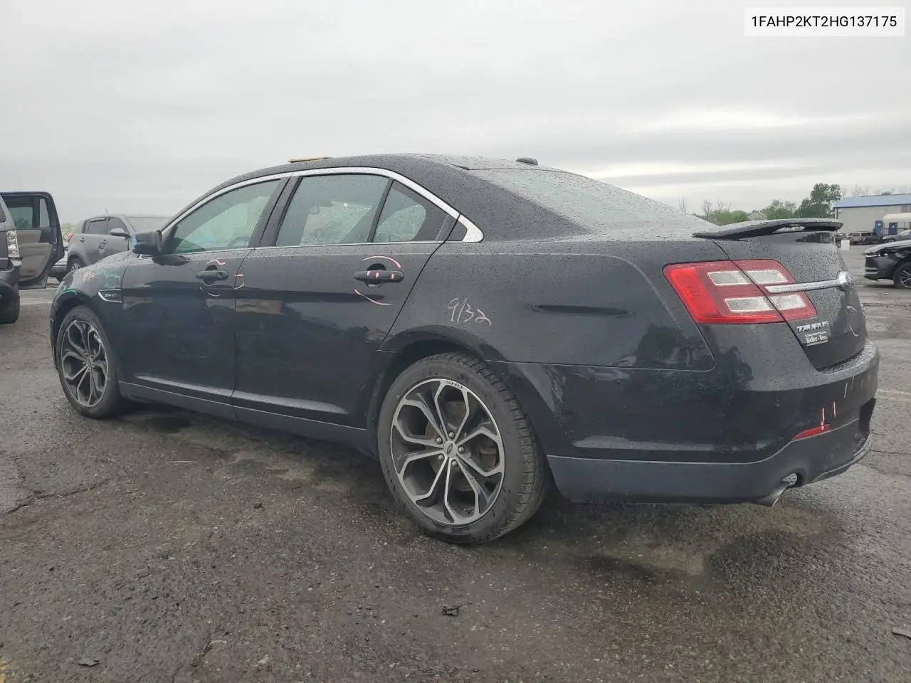 2017 Ford Taurus Sho VIN: 1FAHP2KT2HG137175 Lot: 55854895