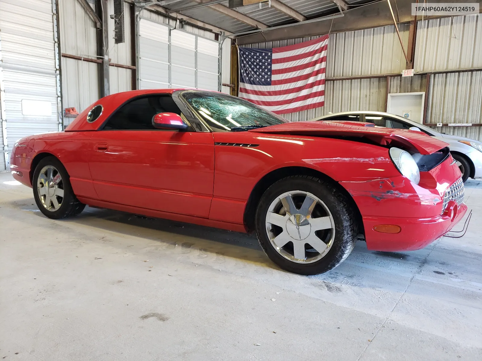 2002 Ford Thunderbird VIN: 1FAHP60A62Y124519 Lot: 62768534