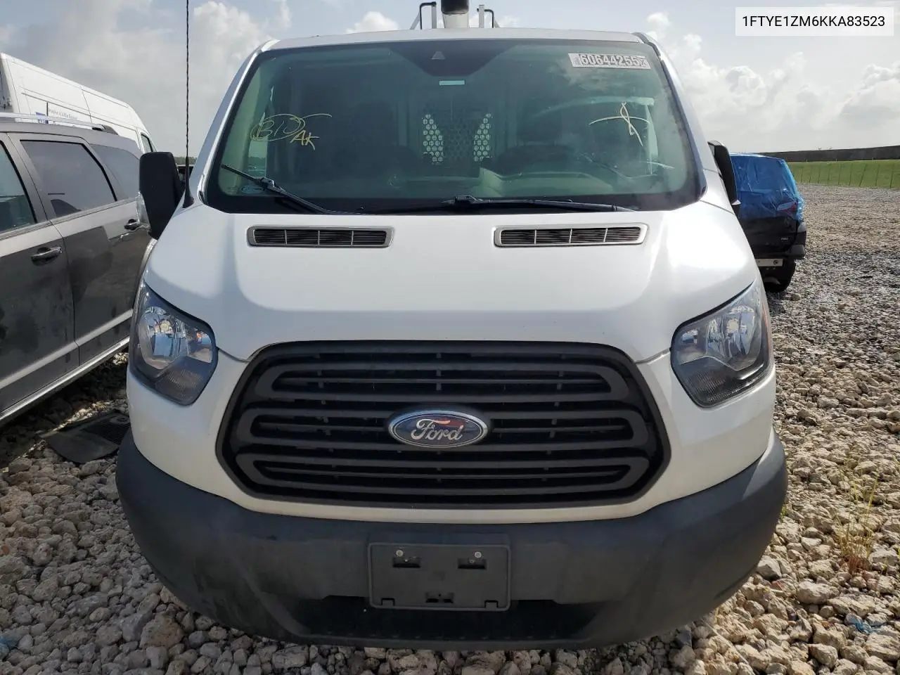2019 Ford Transit T-150 VIN: 1FTYE1ZM6KKA83523 Lot: 60644255