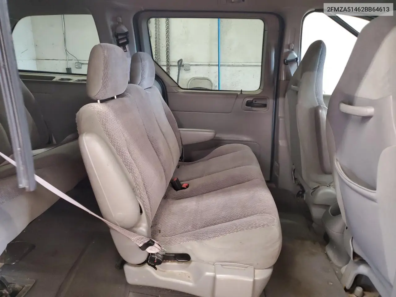 2002 Ford Windstar Lx VIN: 2FMZA51462BB64613 Lot: 64113535