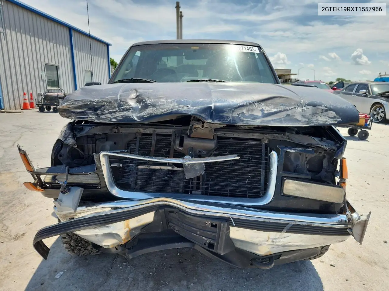 1996 GMC Sierra K1500 VIN: 2GTEK19RXT1557966 Lot: 62871405