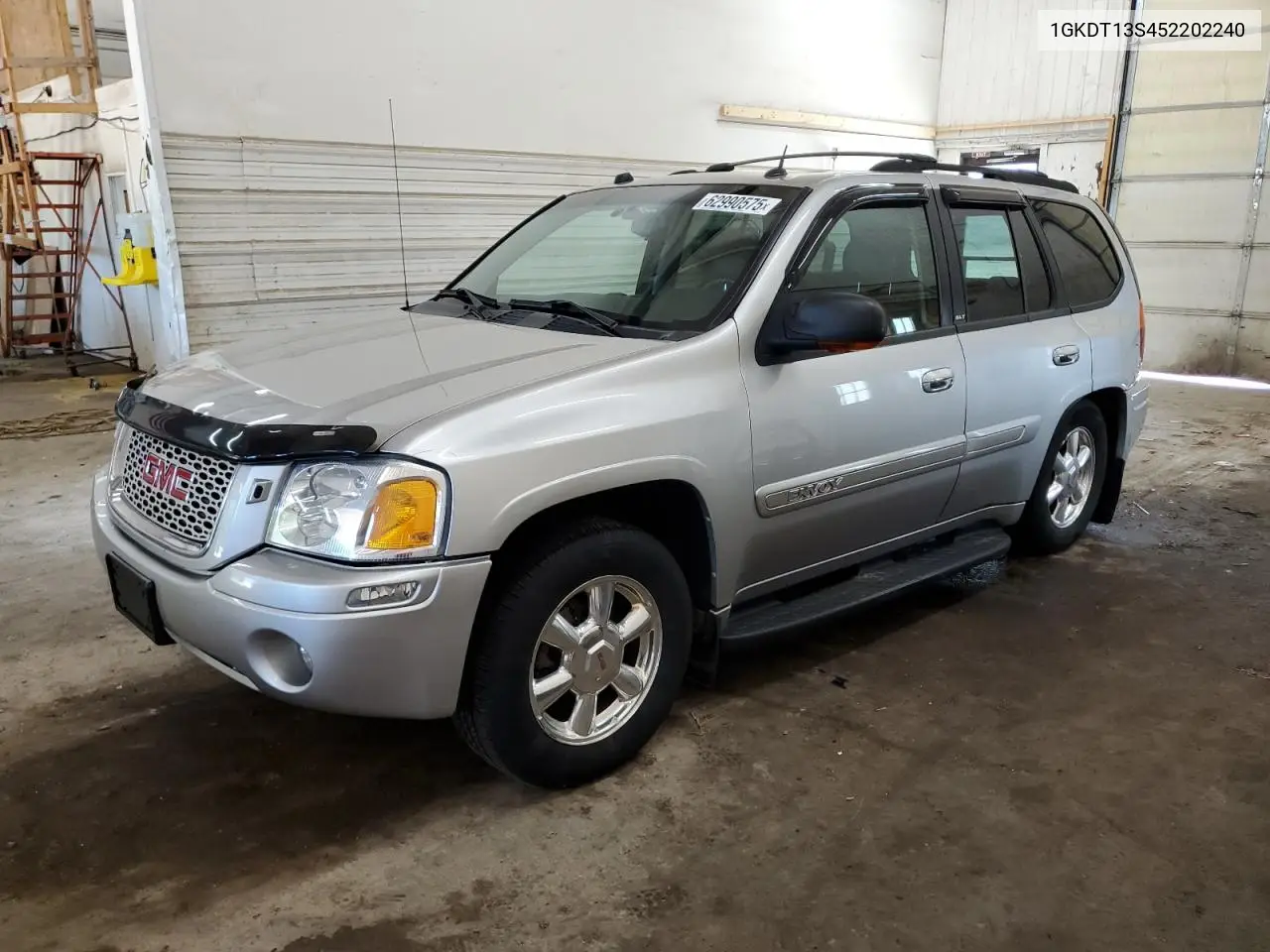 2005 GMC Envoy VIN: 1GKDT13S452202240 Lot: 62990575