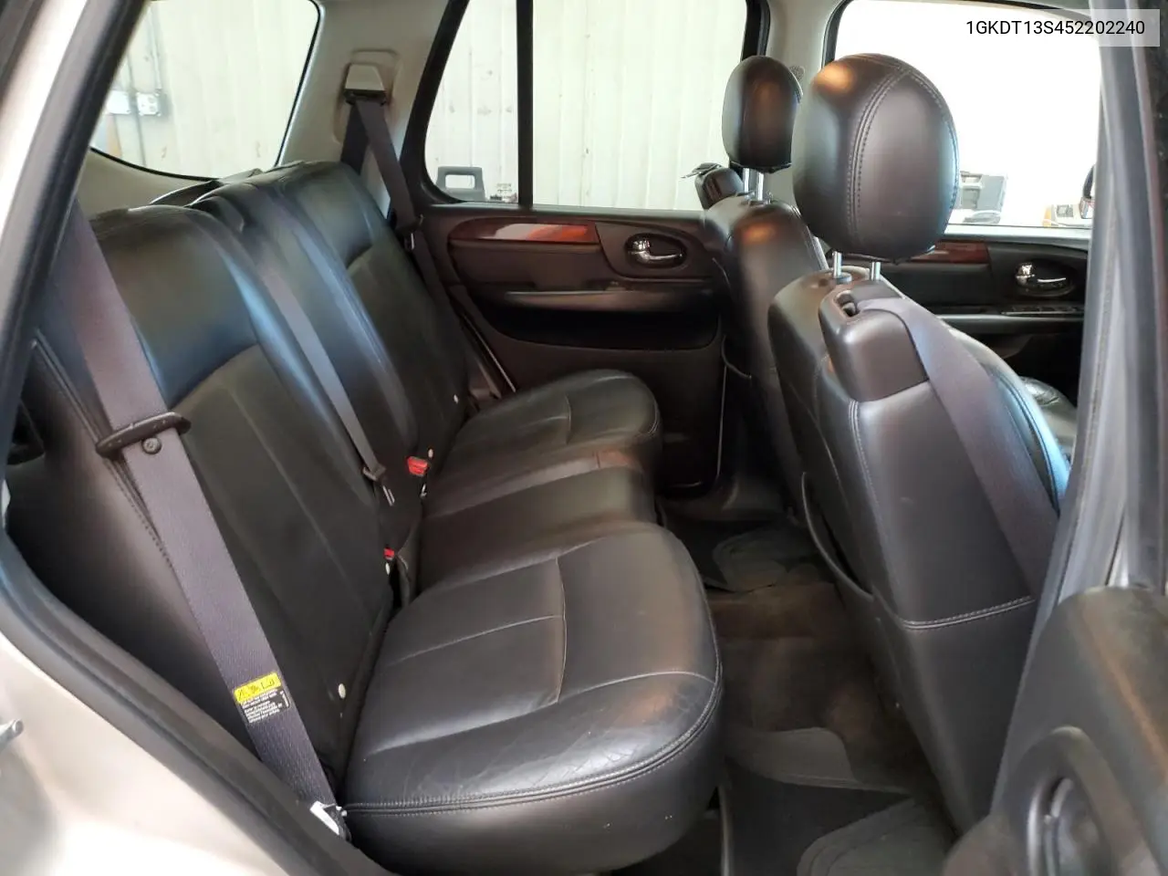2005 GMC Envoy VIN: 1GKDT13S452202240 Lot: 62990575