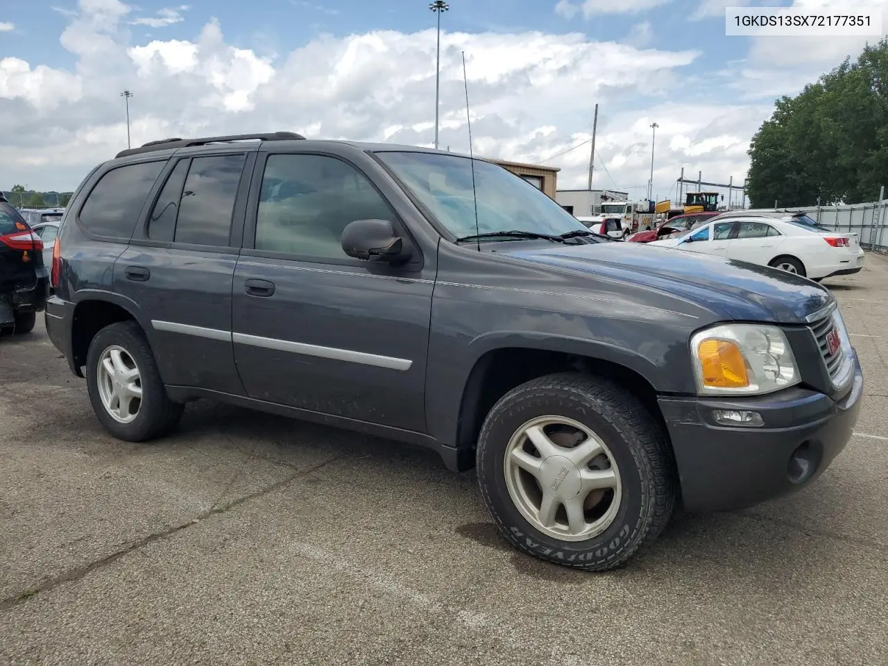 2007 GMC Envoy VIN: 1GKDS13SX72177351 Lot: 63046295