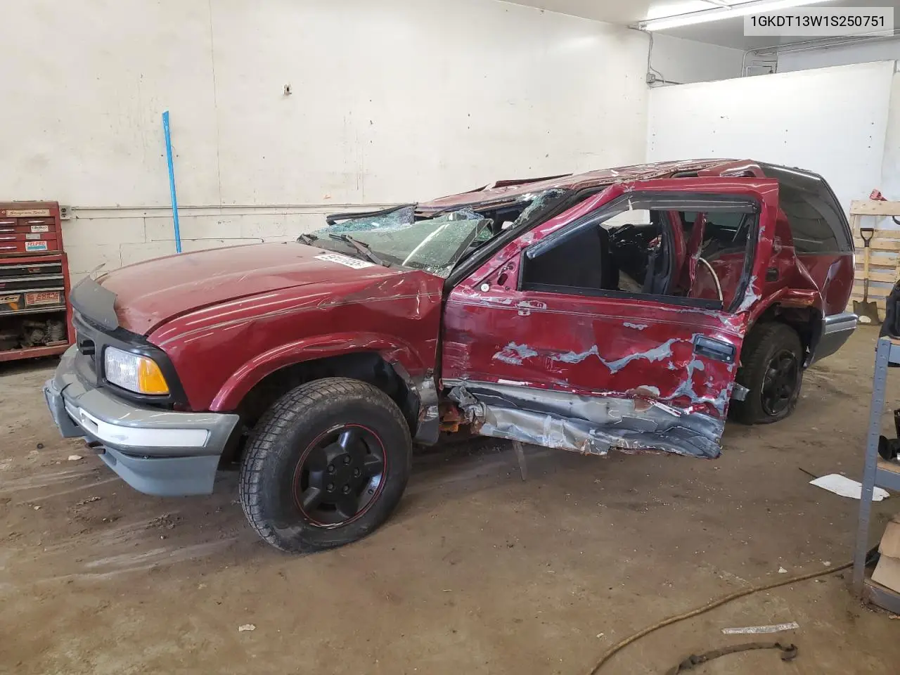 1995 GMC Jimmy VIN: 1GKDT13W1S250751 Lot: 59147055