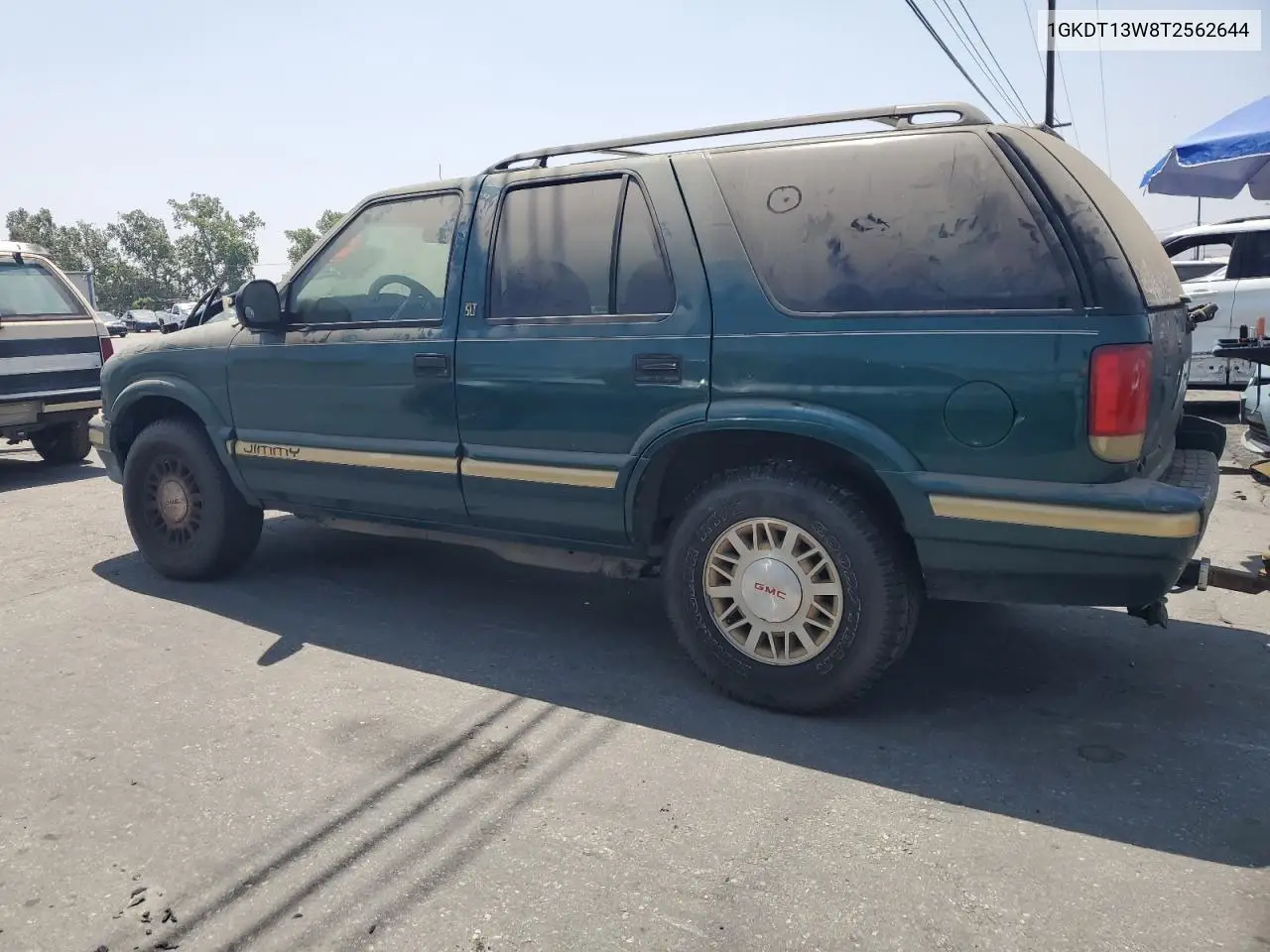 1996 GMC Jimmy VIN: 1GKDT13W8T2562644 Lot: 61973555