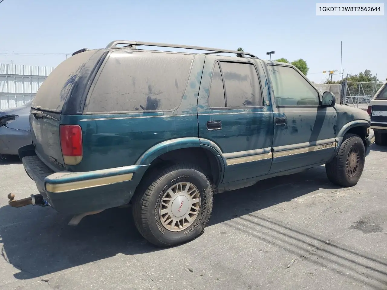 1996 GMC Jimmy VIN: 1GKDT13W8T2562644 Lot: 61973555
