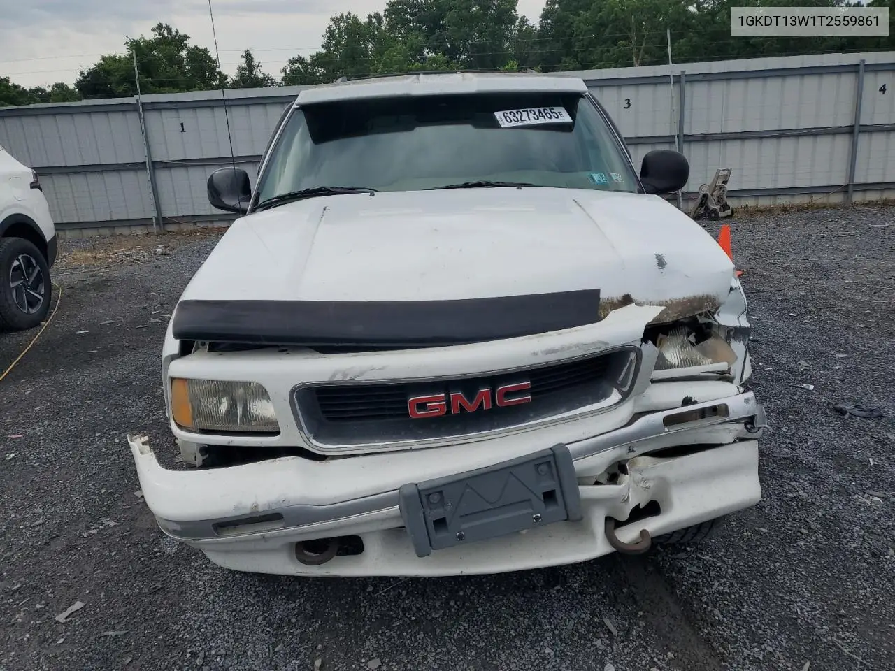 1996 GMC Jimmy VIN: 1GKDT13W1T2559861 Lot: 63273465