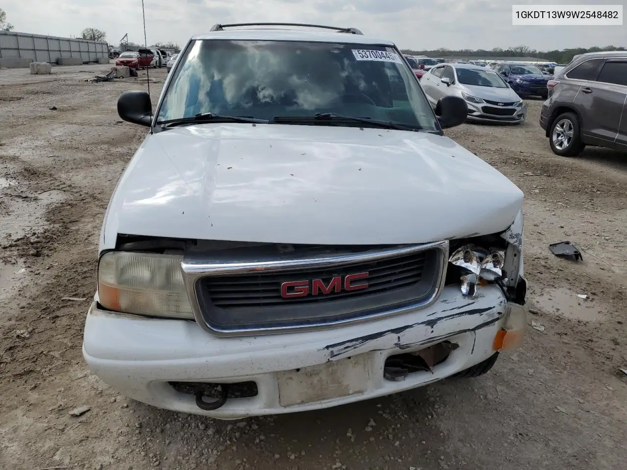 1998 GMC Jimmy VIN: 1GKDT13W9W2548482 Lot: 53700445