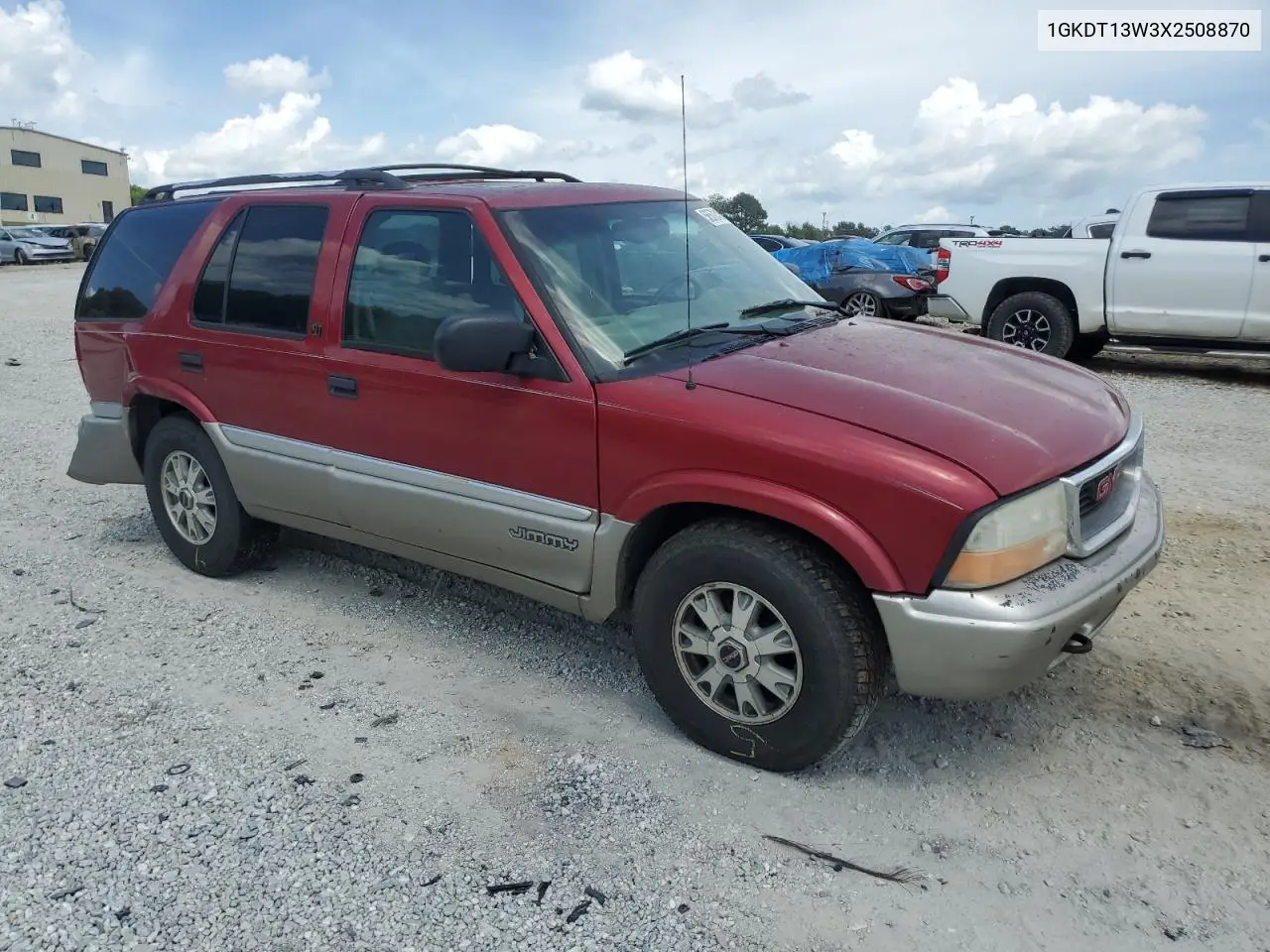 1999 GMC Jimmy VIN: 1GKDT13W3X2508870 Lot: 56572425