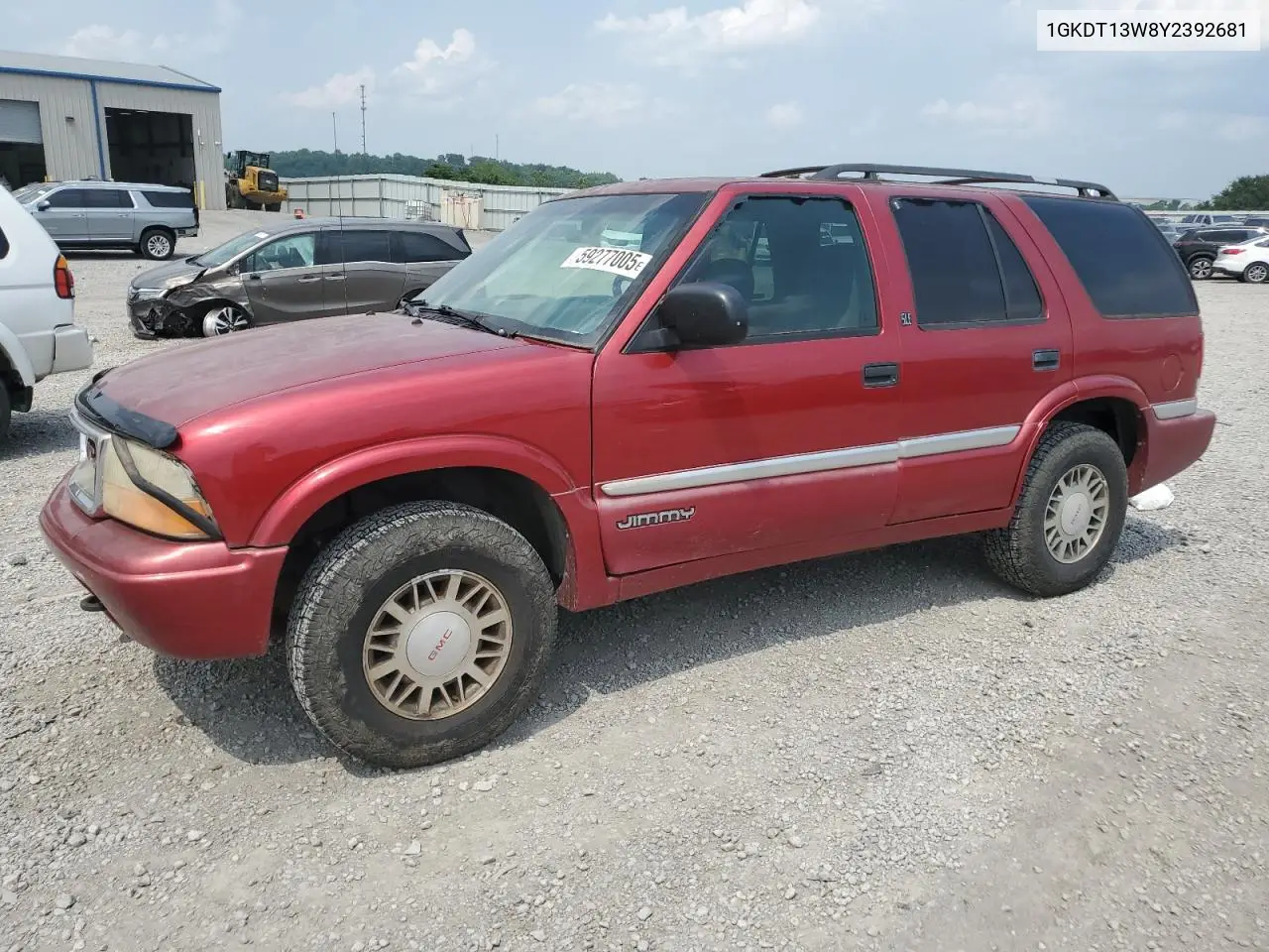 2000 GMC Jimmy / Envoy VIN: 1GKDT13W8Y2392681 Lot: 59277005