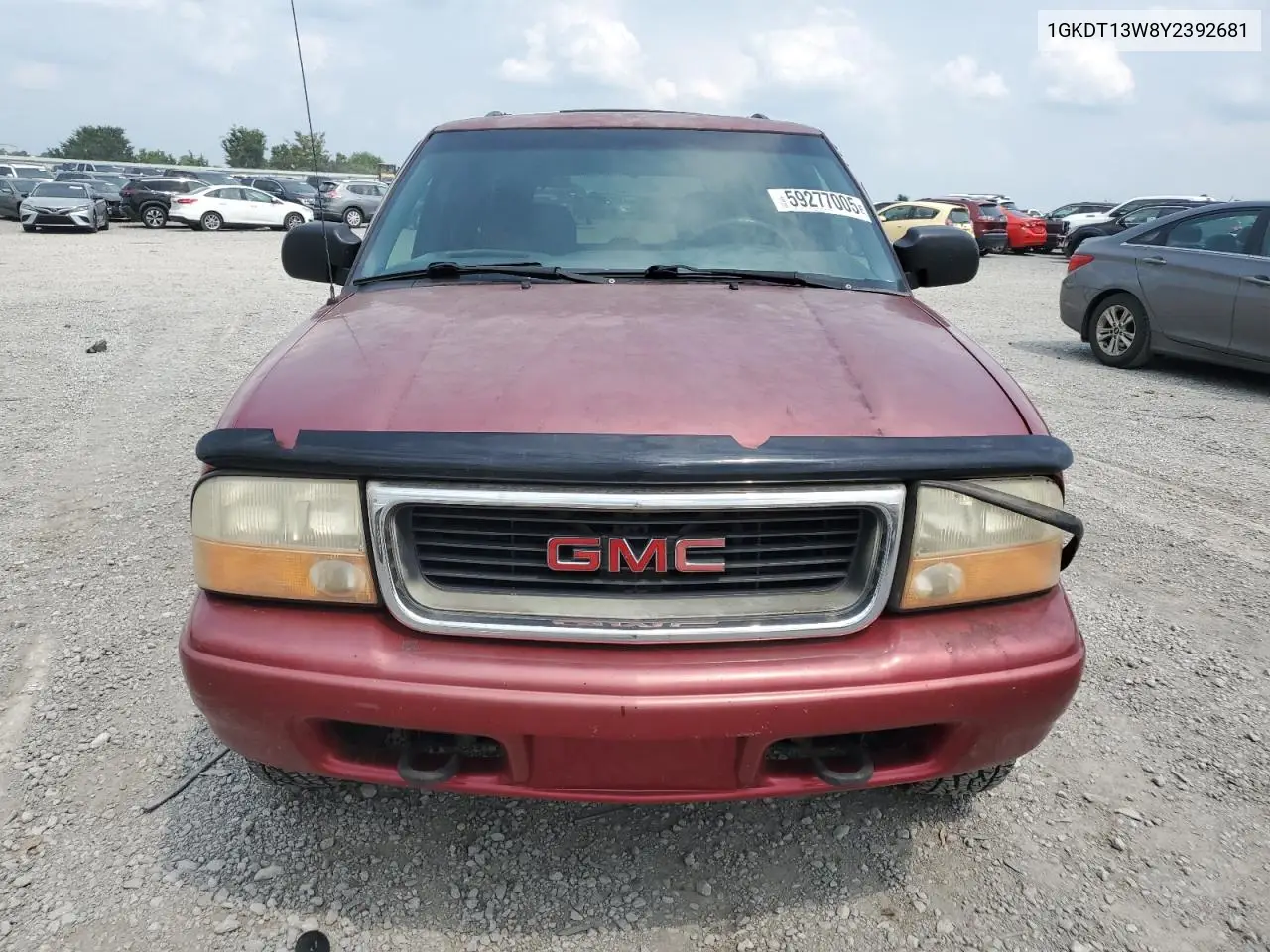 2000 GMC Jimmy / Envoy VIN: 1GKDT13W8Y2392681 Lot: 59277005