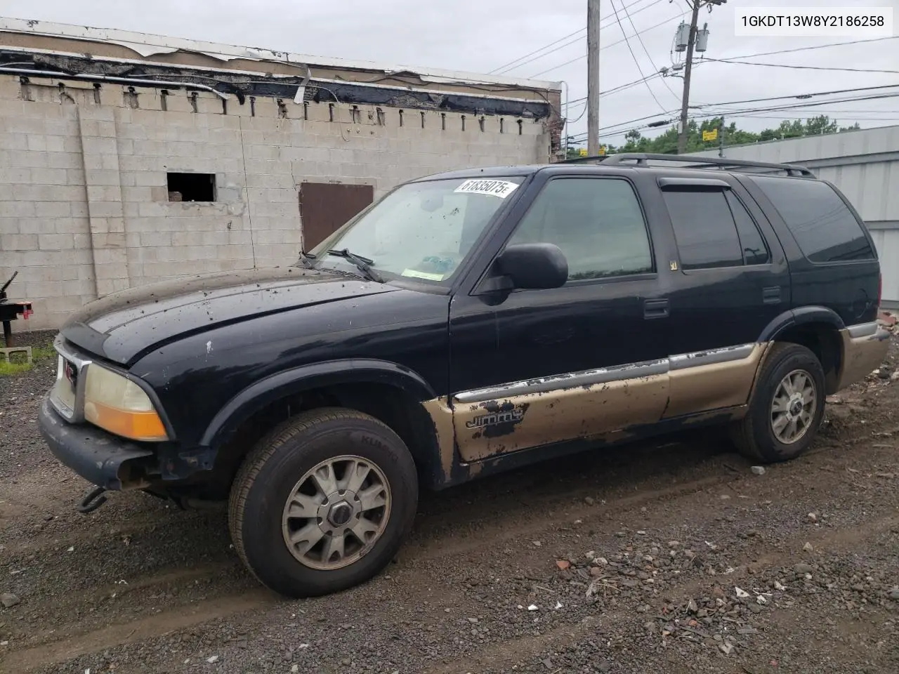 2000 GMC Jimmy / Envoy VIN: 1GKDT13W8Y2186258 Lot: 61835075