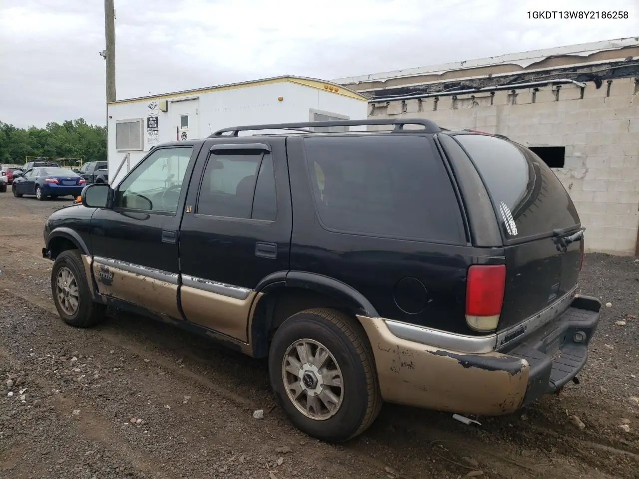 2000 GMC Jimmy / Envoy VIN: 1GKDT13W8Y2186258 Lot: 61835075