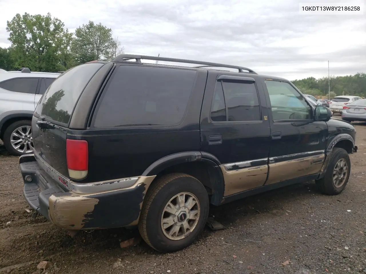 2000 GMC Jimmy / Envoy VIN: 1GKDT13W8Y2186258 Lot: 61835075