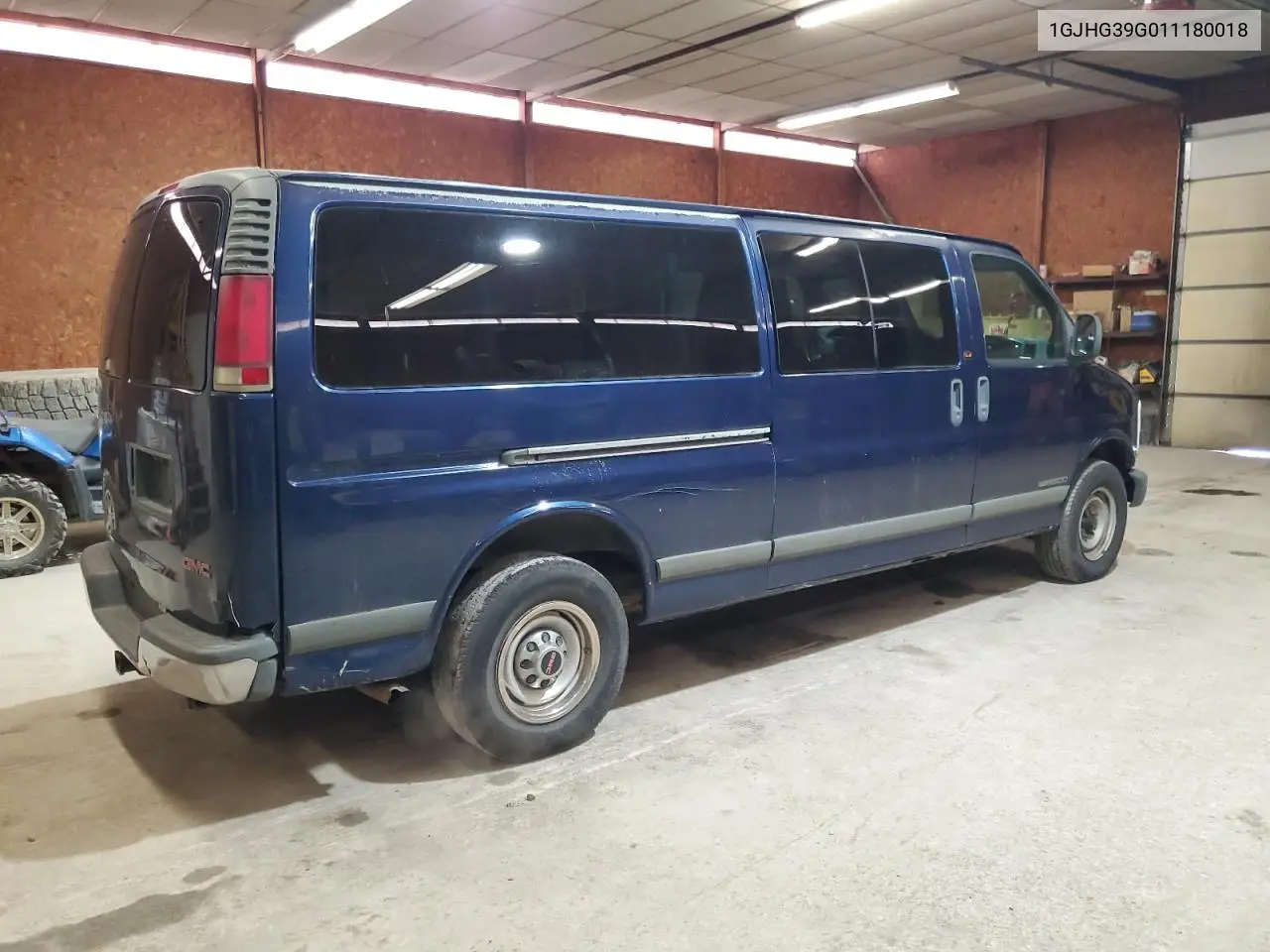 2001 GMC Savana G3500 VIN: 1GJHG39G011180018 Lot: 52410895