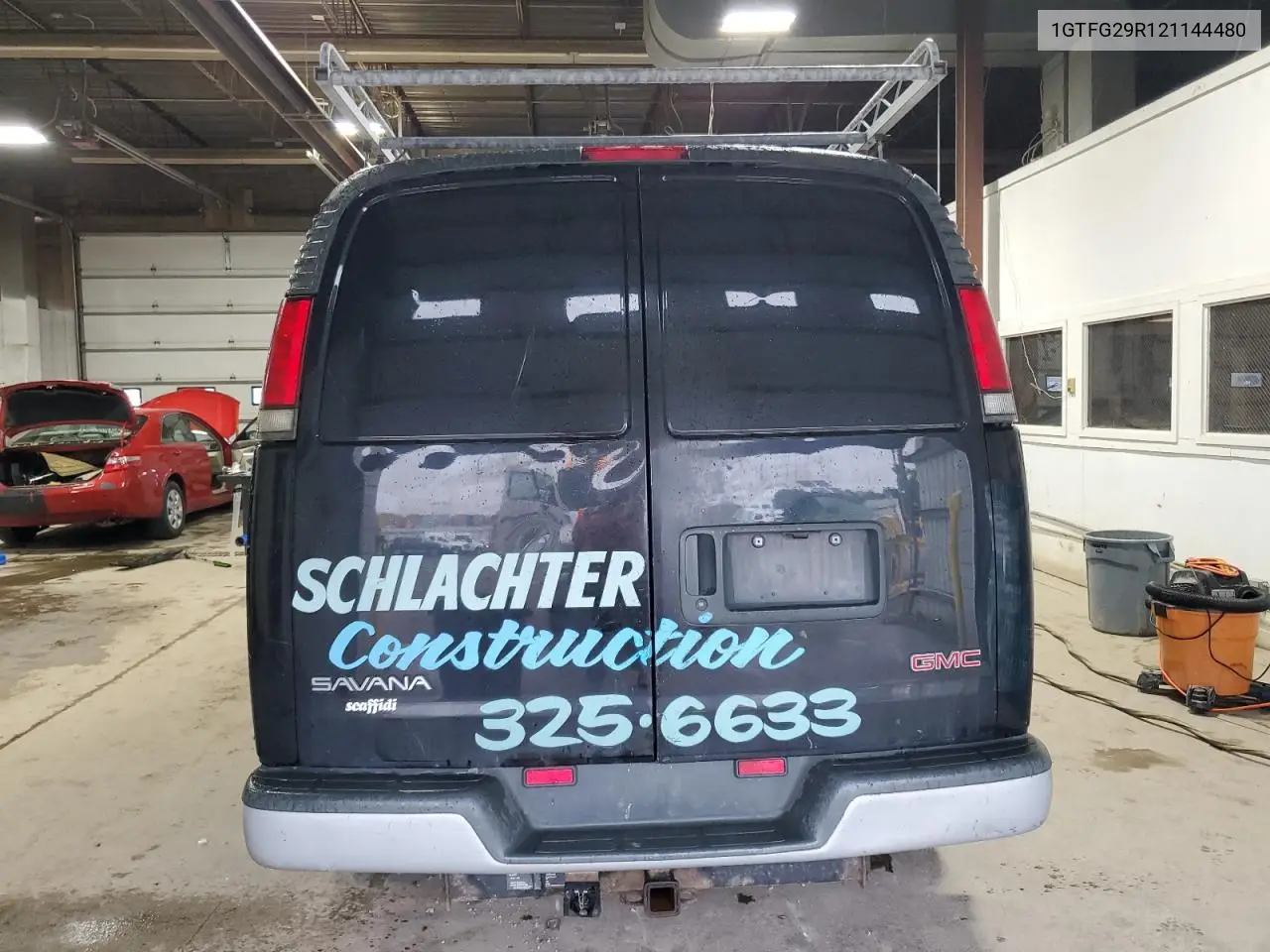 2002 GMC Savana G2500 VIN: 1GTFG29R121144480 Lot: 62502015