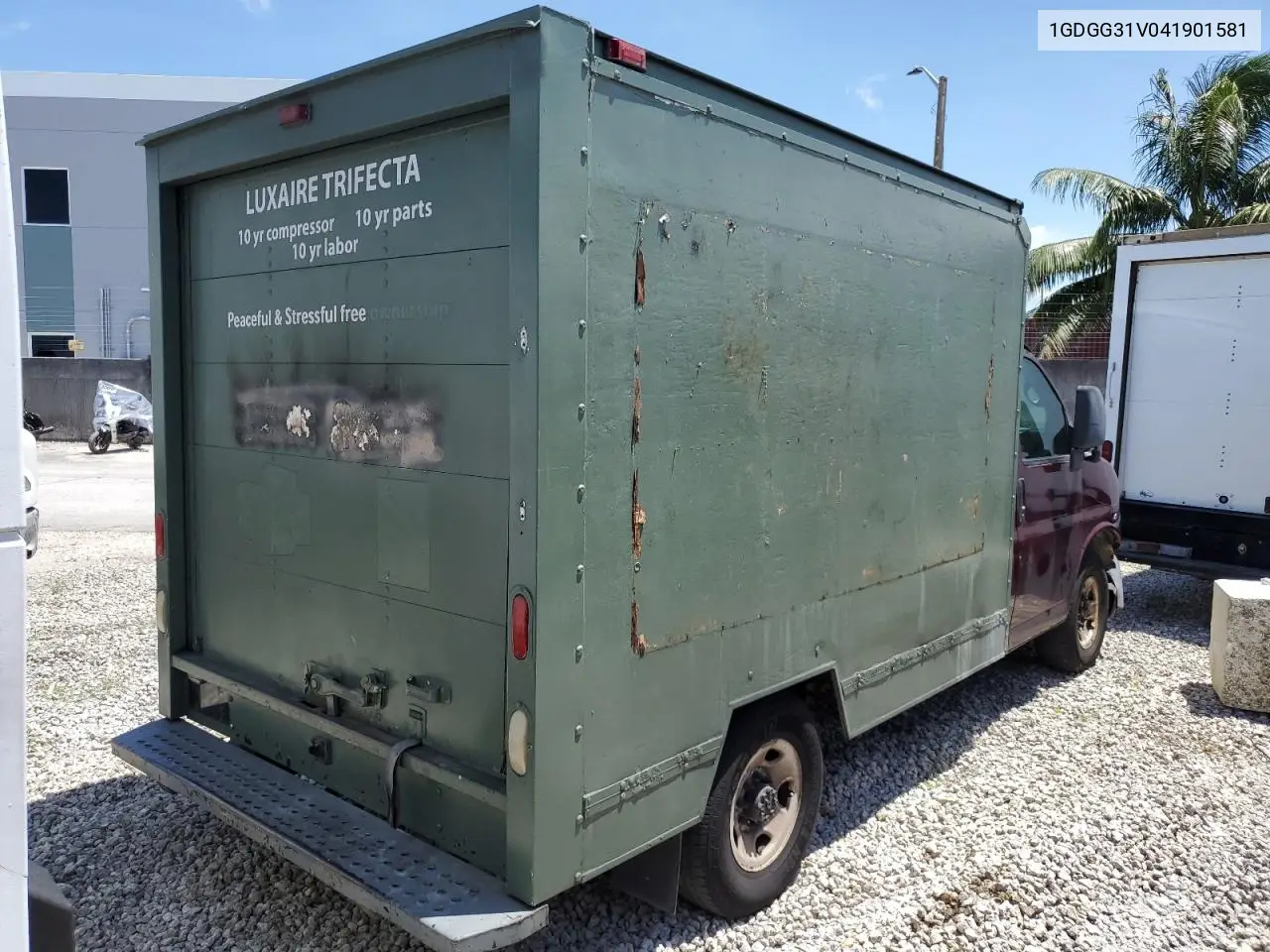 2004 GMC Savana Cutaway G3500 VIN: 1GDGG31V041901581 Lot: 60444945